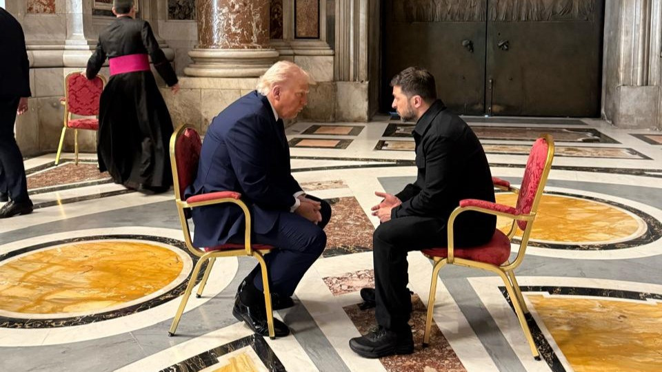 Зустріч Трампа і Зеленського під час похорон Папи тривала 15 хвилин, але може бути ще одна
