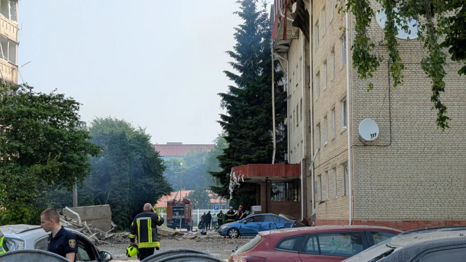 РФ вдарила по готелю з українськими спортсменами – легкоатлети дивом не постраждали
